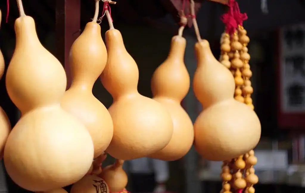 化解家居煞气技巧_家居环境重要性_民间风水家居气场优化