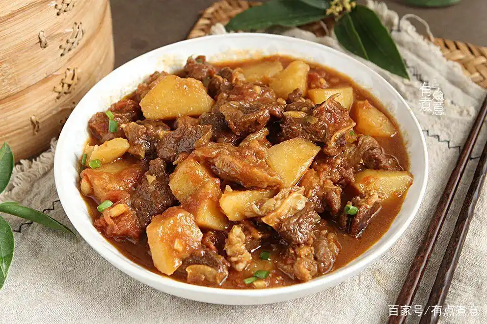 冬季应季芋头药膳_芋头马铃薯红薯冬季养生食谱_大寒节气一芋二薯三鲜食谱