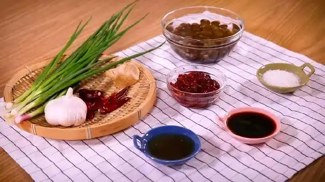 螺蛳食疗_螺蛳营养价值功效 清蒸爆炒螺蛳食谱 螺蛳清洗烹饪注意事项