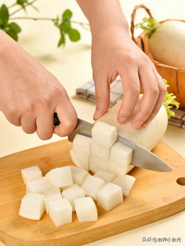 治积食食疗方_白萝卜养胃偏方_白萝卜山楂水做法