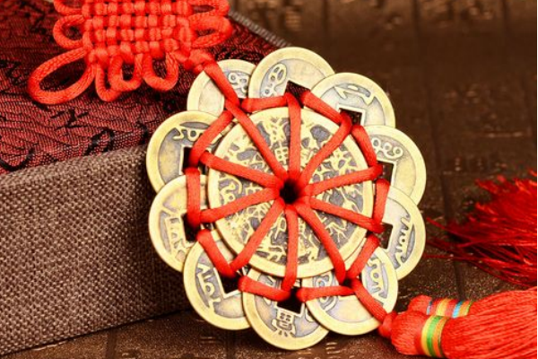 办公室化解小人风水摆件_五帝钱防小人风水作用_卫生间五帝钱摆放风水学