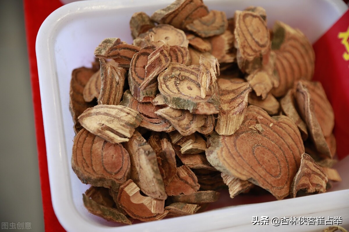 中医血瘀体质辨识_舌象判断淤血原因_淤血体质调理