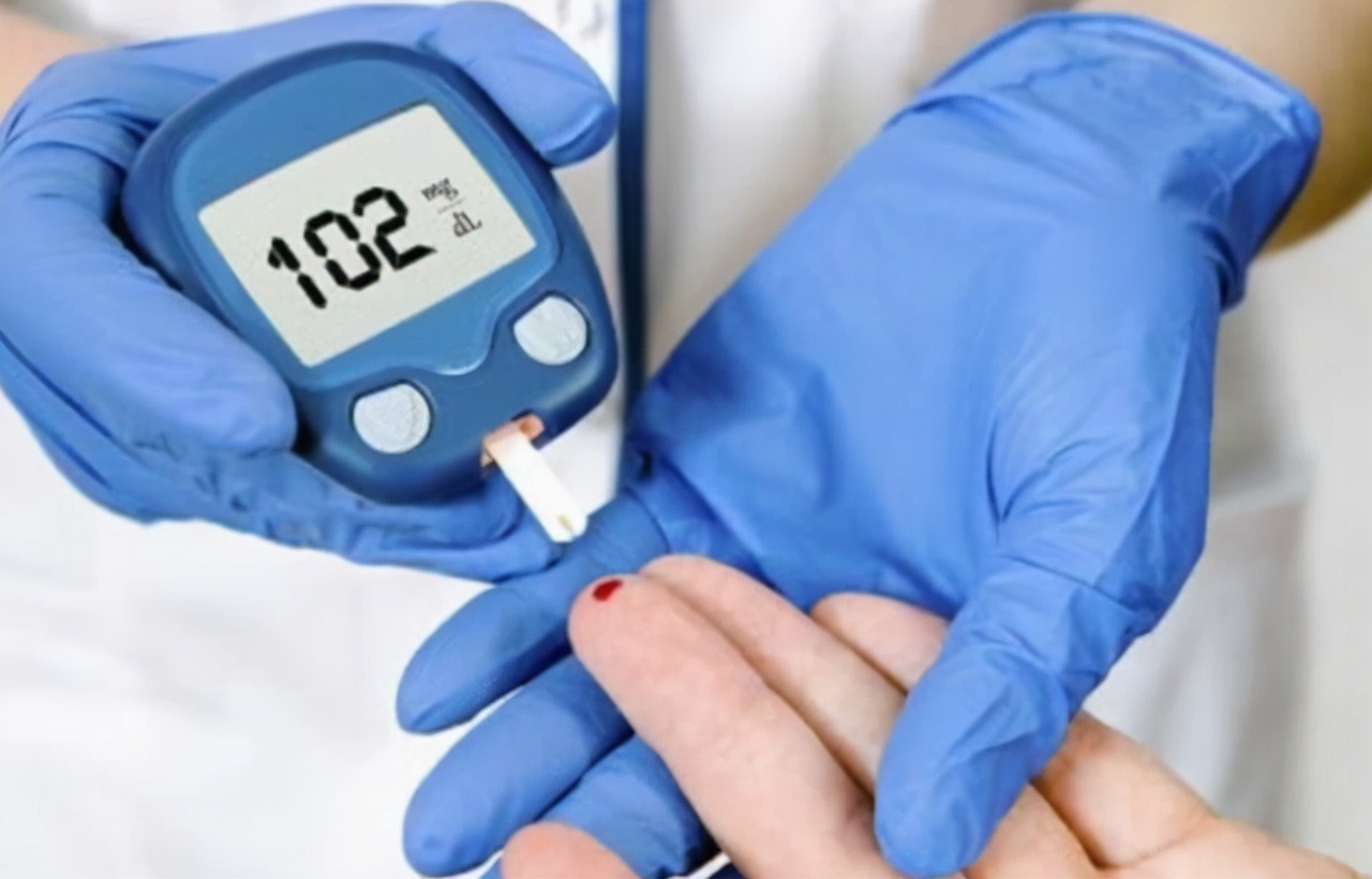 中医糖尿病小米养护_小米粥养胃功效_小米粥对血糖的影响