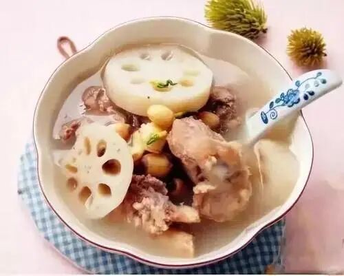 秋季药膳汤水_四季食养家常药膳_中医食疗