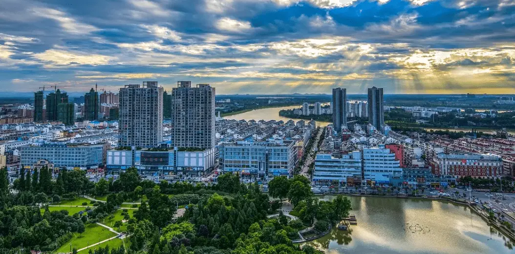 生辰八字看事业方向_八字与事业 风水学_八字分析适合行业