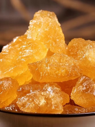 滋阴润肺雪梨食疗偏方_银耳雪梨汤做法_秋日润肺食谱