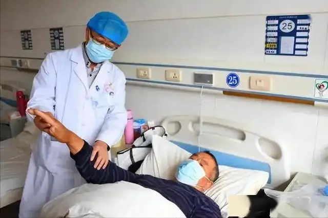 山楂水对血糖血脂的影响_中医糖尿病山楂茶_糖尿病患者喝山楂水好处