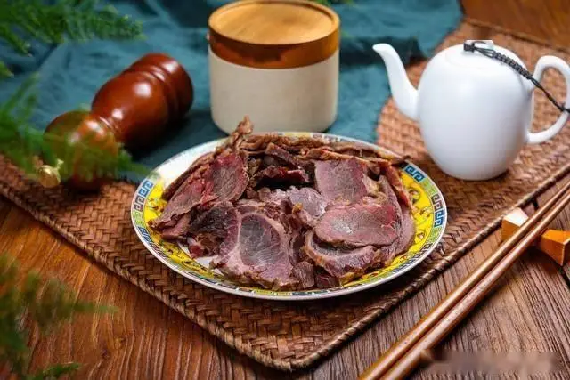 驴肉功效作用_驴肉火烧食疗_驴肉营养价值