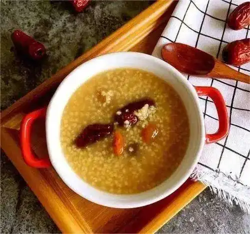 药食同源养生_家常学生药膳_潍坊医学院附属中医院药膳