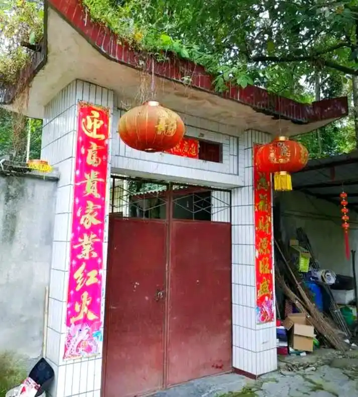 大门对邻居禁忌_院子大门风水禁忌_农村自建房大门禁忌