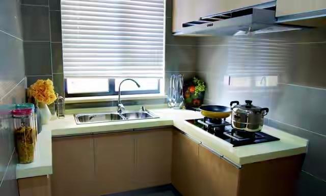 厕所改厨房风水禁忌_玄关厨房阳台卧室布局_家居风水细节布置