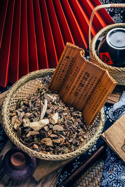 阳虚手脚暖食疗_四逆汤 阳虚体质 虚寒调理