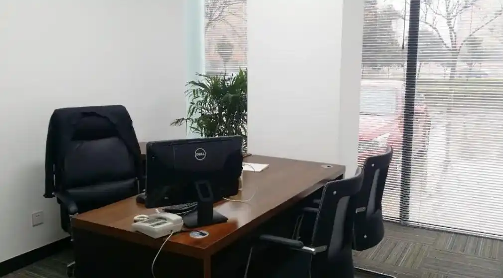 办公逆风水学_办公环境规划与财运提升_办公室风水布局要点