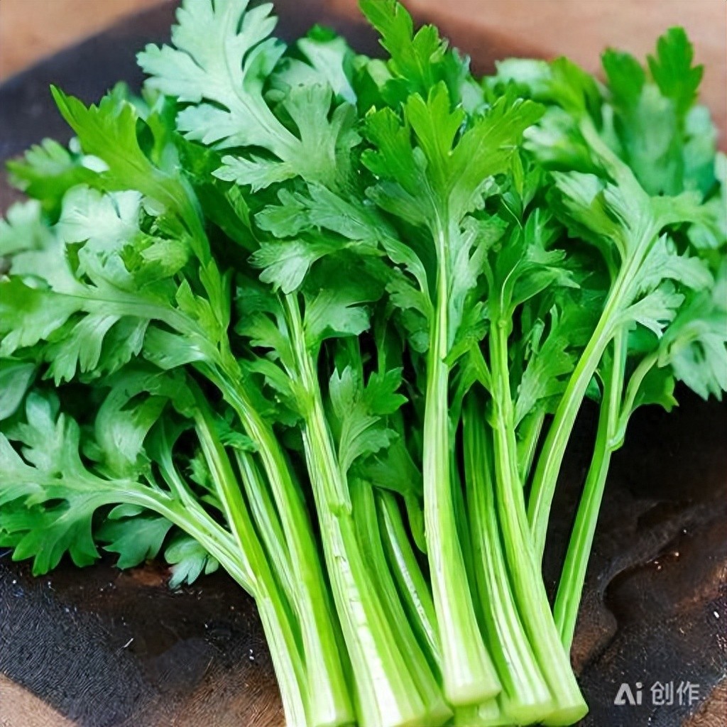 茼蒿功效作用_家常茼蒿药膳_茼蒿养生菜谱