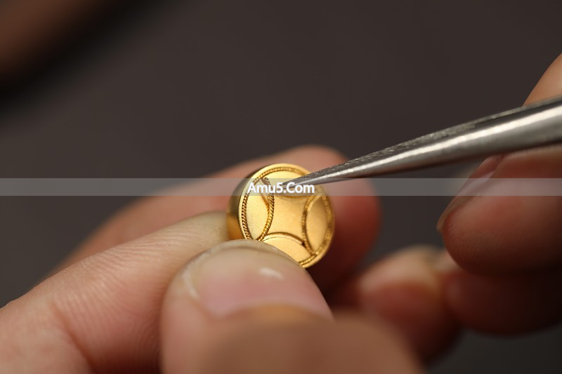 貔貅摆件工艺_君佩分件制宝貔貅_珠宝级黄金貔貅