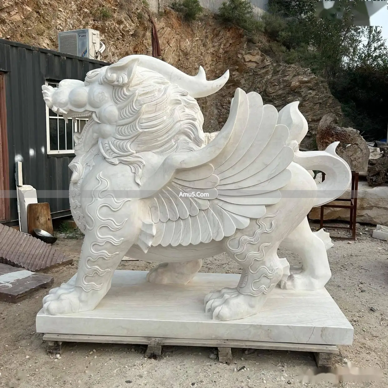 貔貅摆件工艺_传统与现代貔貅艺术_石雕貔貅风格演变