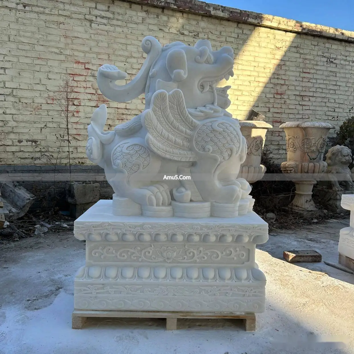 石雕貔貅风格演变_传统与现代貔貅艺术_貔貅摆件工艺