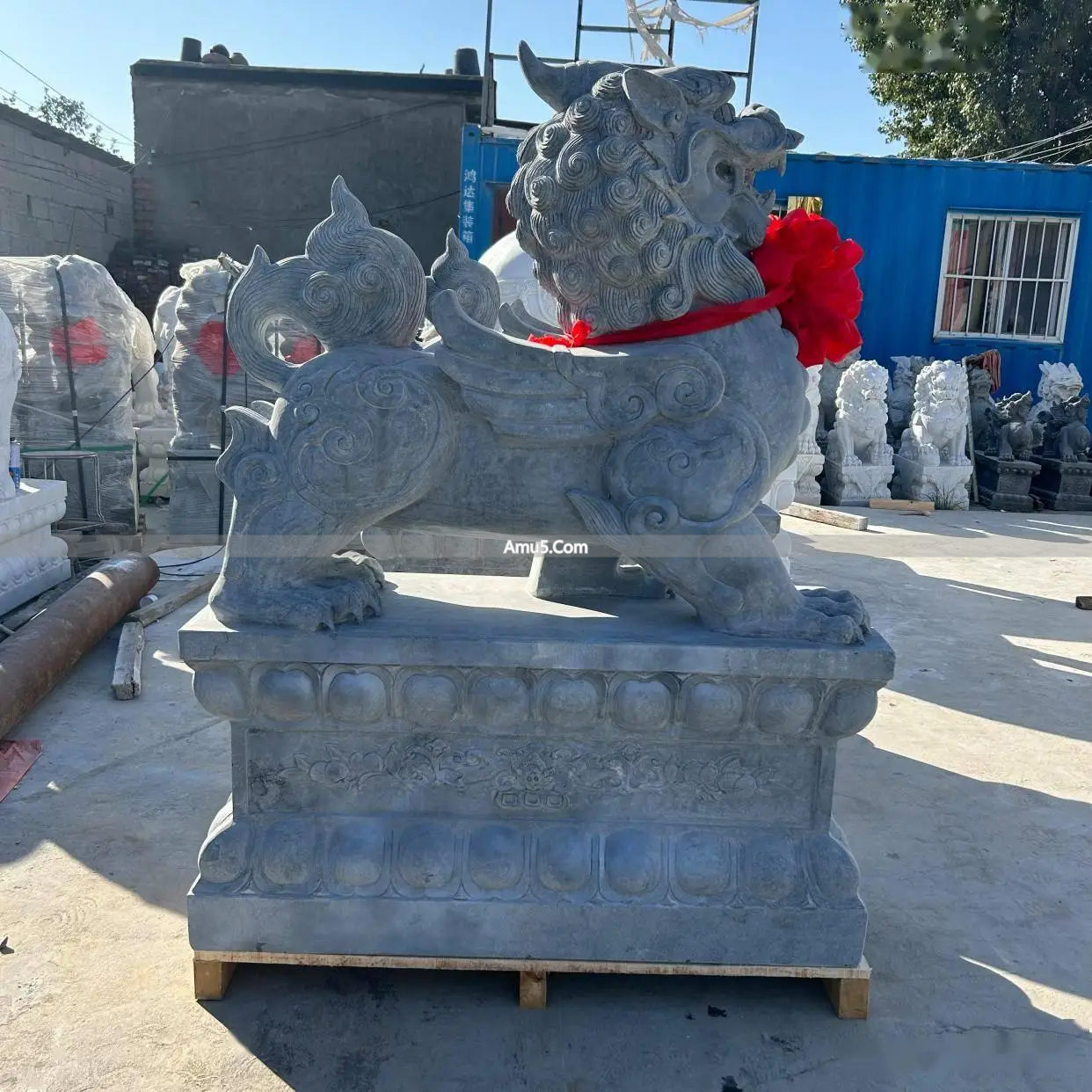 貔貅摆件工艺_传统与现代貔貅艺术_石雕貔貅风格演变