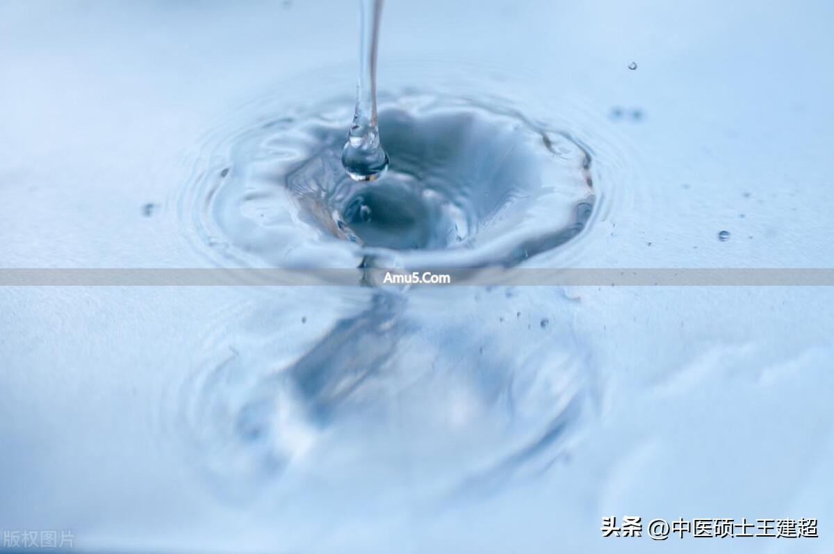 荨麻疹反复发作中医治疗_中医古法养生改善荨麻疹_脾胃亏虚荨麻疹症状