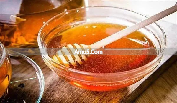 肺燥润肺偏方_中医养肺阴防肺燥_润肺本草茶饮