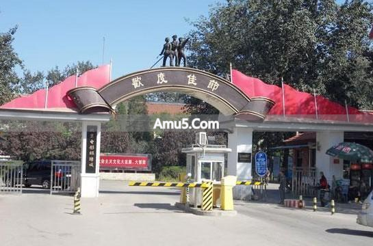 浙江横店影视城群众演员_中国群众演员生存现状_北影门口群众演员