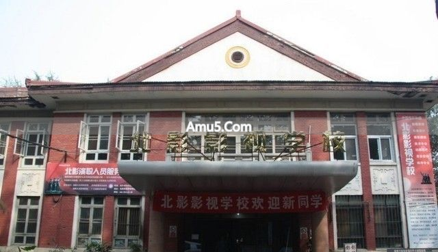 北影门口群众演员_中国群众演员生存现状_浙江横店影视城群众演员