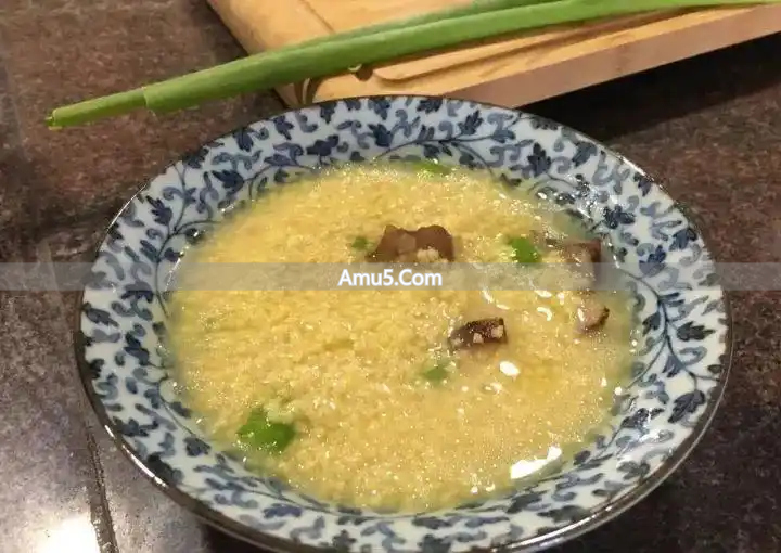 小米养生食谱_小米营养价值_小米食疗