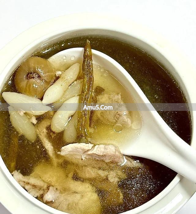 阴虚体质食疗_阴虚体质 石斛麦冬 清润汤