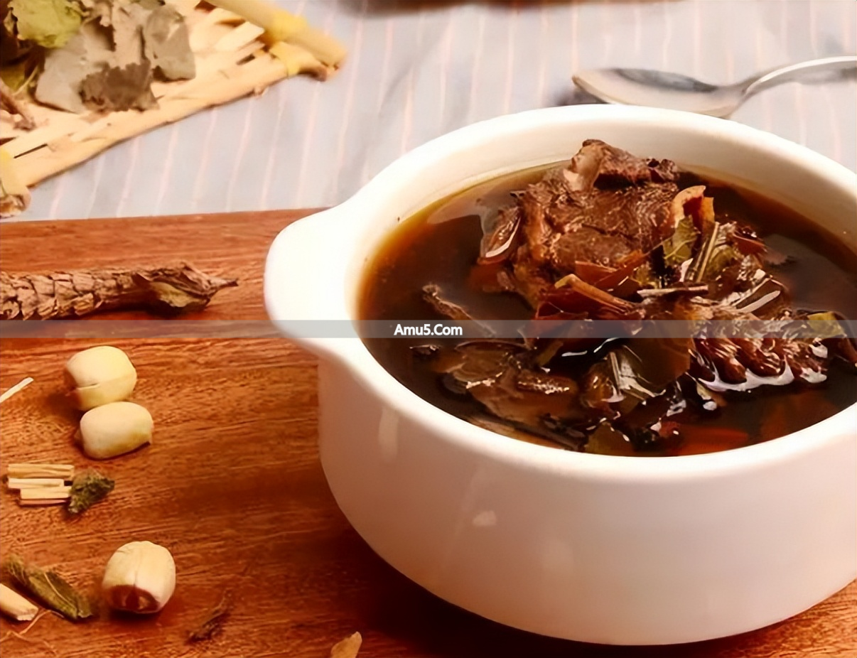 脾胃湿热症状_祛湿热_中医湿热体质调理中成药