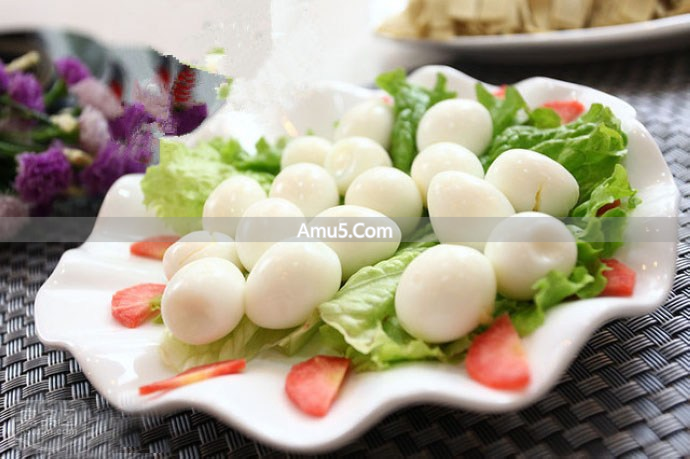 鹌鹑蛋营养价值_鹌鹑蛋食疗偏方_鹌鹑蛋食用方法