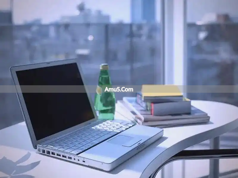 办公室风水最佳工位_提升工位私密性方法_办公提升是非不扰好风水学