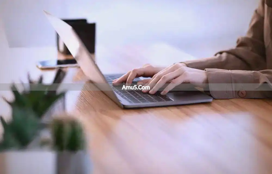 办公室风水最佳工位_办公提升是非不扰好风水学_提升工位私密性方法